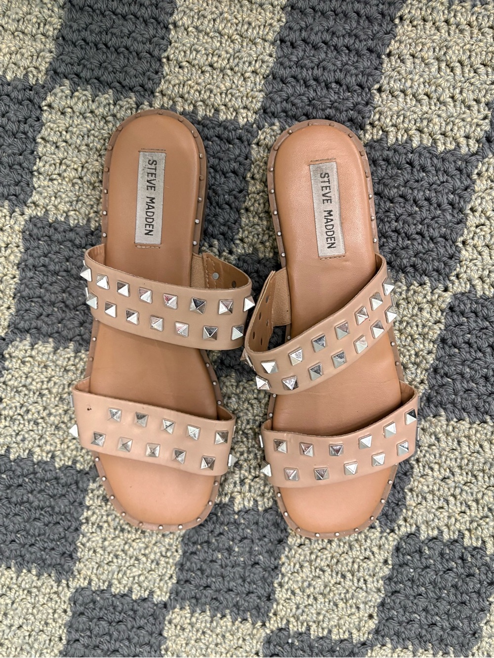 Steve Madden Nude/Tan Double-Band Studded Slide Sandals